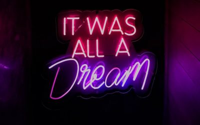 illuminated-neon-sign-3078831 illuminated-neon-sign-3078831